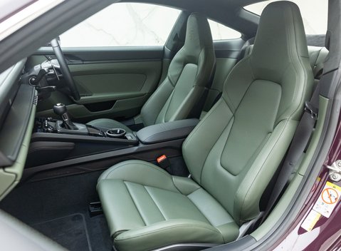 Porsche 911 GT3 TOURING (992.2) 16