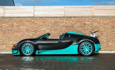 Bugatti Veyron Grand Sport Vitesse 2
