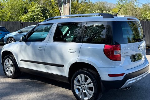Skoda Yeti Outdoor SE L DRIVE TDI 4X4 DSG -2 OWNERS -FULL SKODA S/HISTORY -ROUGH ROAD PACK 2