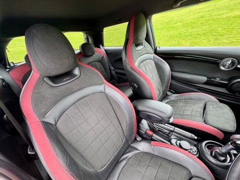 Mini Hatch JOHN COOPER WORKS 20