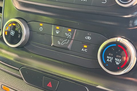 Ford Transit 350 L4 H3 130 ps DCIV with Air Conditioning 18