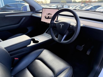 Tesla Model Y SUV 5dr Electric Auto RWD (346 ps)