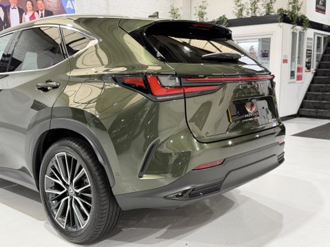 Lexus NX 350H TAKUMI 22