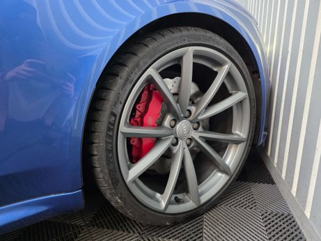 Audi RS4 4.2 FSI V8 Estate 5dr Petrol S Tronic quattro Euro 5 (450 ps) 30