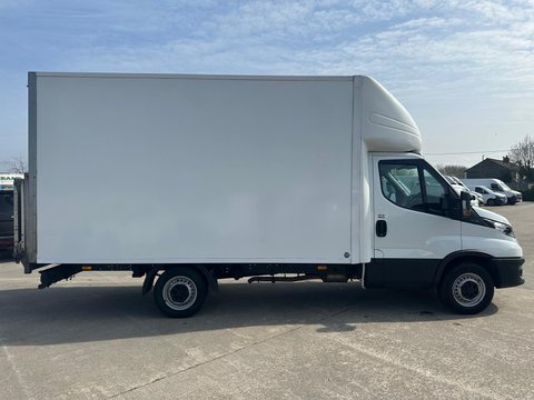Iveco Daily 35S14B LUTON VAN 7
