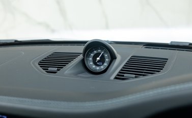 Porsche 911 Carrera GTS (992.2) 22