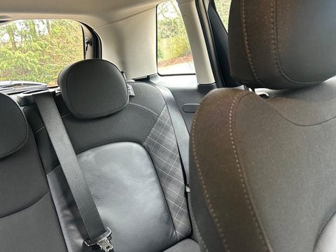 Mini Hatch 1.5 Cooper Classic Steptronic Euro 6 (s/s) 5dr 21