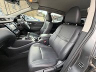 Nissan Qashqai TEKNA DIG-T 13