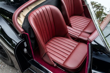 Jaguar XK 120 OTS 23