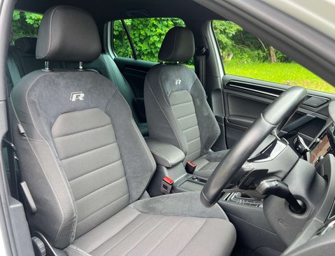 Volkswagen Golf 2.0 Golf R TSi 4Motion Semi-Auto 4WD 5dr 19