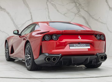 Ferrari 812 Superfast 7