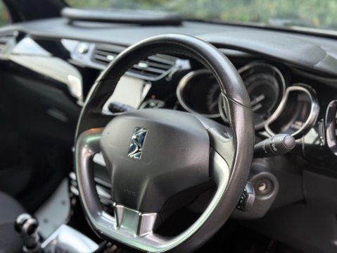 DS DS 3 1.2 PureTech Connected Chic Euro 6 (s/s) 3dr 11