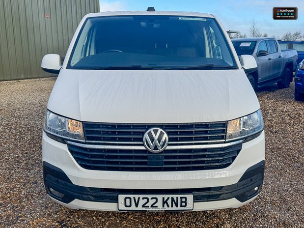 Volkswagen Transporter SWB L1H1 Low Roof Highline T28 Air Con Alloys Sensors EURO 6 39
