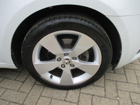 Skoda Octavia 1.5 TSI ACT SE Drive DSG Euro 6 (s/s) 5dr 11