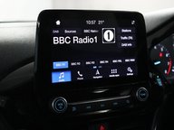 Ford Fiesta TITANIUM 32