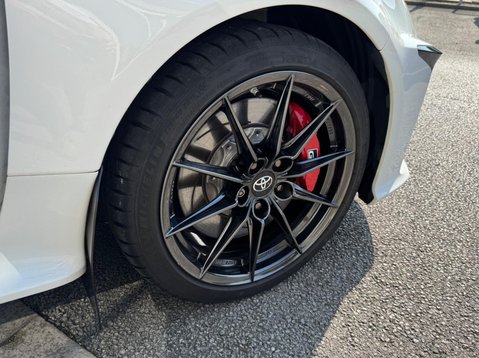 Toyota Yaris GR-Y CIRCUIT 37
