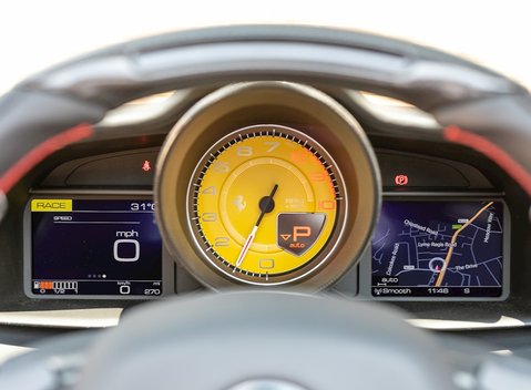 Ferrari 488 Spider 19