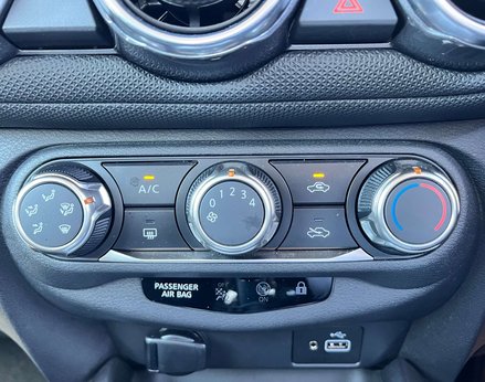 Nissan Juke 1.0 Juke Acenta DiG-T Semi-Auto 5dr 45