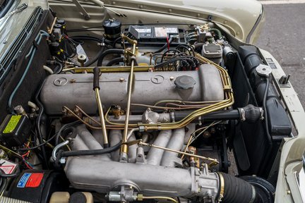 Mercedes-Benz S Class 300SE Fintail W112 "Königsflosse" 30