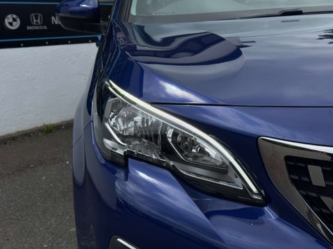 Peugeot 3008 1.2 PureTech Allure SUV 5dr Petrol Manual Euro 6 (s/s) (130 ps) 16