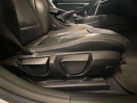 BMW 3 Series 2.0 320i M Sport Shadow Edition 4dr 13