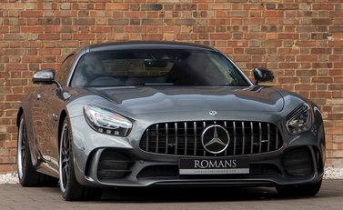 Mercedes-Benz Amg GT GT R 1