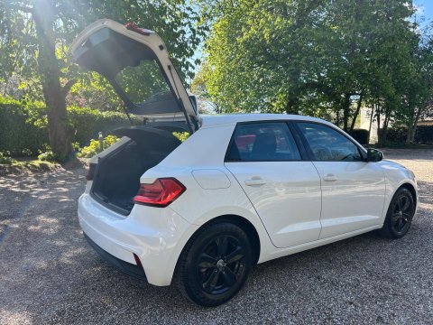 Audi A1 1.0 TFSI 30 Technik Sportback Euro 6 (s/s) 5dr 11