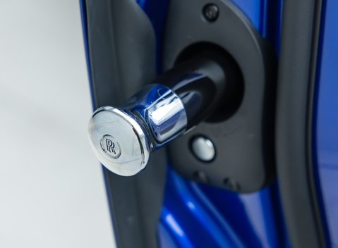 Rolls-Royce Cullinan Series II BLACK BADGE 32