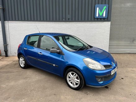 Renault Clio 1.4 16v Dynamique 5dr