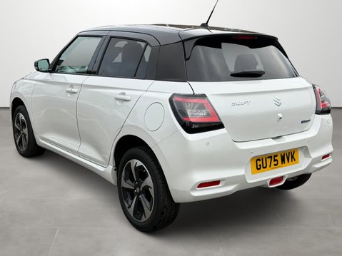 Suzuki Swift 1.2 Mild Hybrid Ultra ALLGRIP 5dr 3