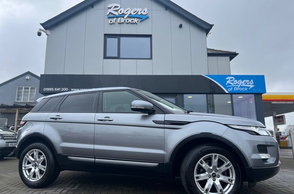 Land Rover Range Rover Evoque 2.2 SD4 PURE TECH AUTO 2