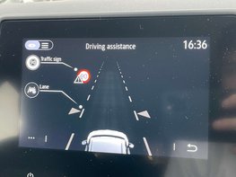 Renault Captur 1.0 Captur Iconic Edition TCe 5dr 37