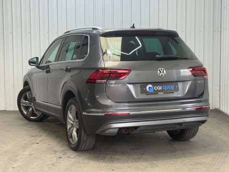 Volkswagen Tiguan 2.0 Tiguan SEL TDI 4Motion Semi-Auto 4WD 5dr