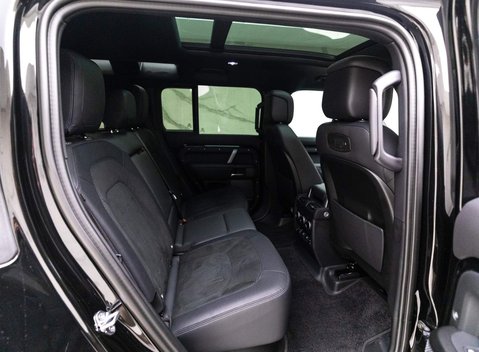 Land Rover Defender V8 9