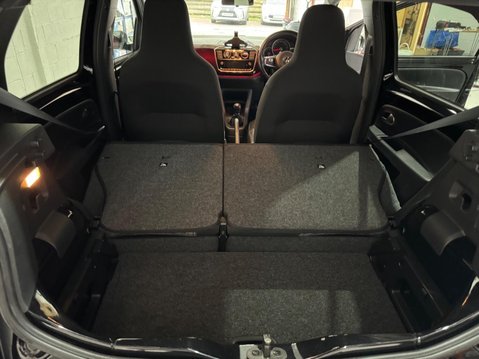 Volkswagen Up 1.0 TSI up! GTI 32