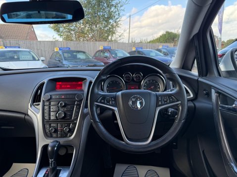 Vauxhall Astra 1.6 16v Elite Auto Euro 5 5dr 21