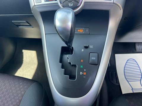 Toyota Verso 1.8 V-Matic TR Multidrive S Euro 5 5dr 41