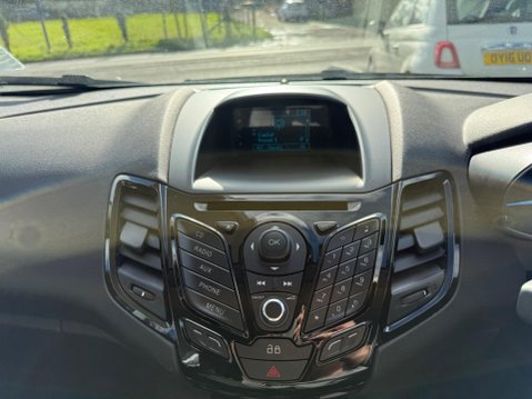 Ford Fiesta 1.25 Zetec Euro 5 3dr 11