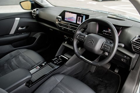 Citroen C4 PURETECH SHINE PLUS S/S EAT8 4