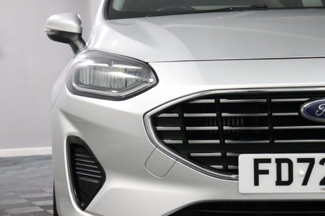 Ford Fiesta TITANIUM 25