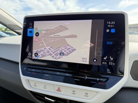 Volkswagen ID.3 Pro Performance 58kWh Business Hatchback 5dr Electric Auto (204 ps) 42