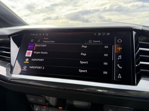 Audi Q4 40 S line SUV 5dr Electric Auto 82kWh (204 ps) 44