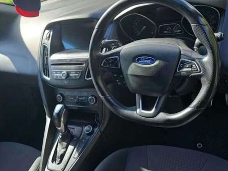Ford Focus 1.0T EcoBoost ST-Line Hatchback 5dr Petrol Auto Euro 6 (s/s) (125 ps) 9
