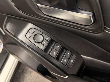 Nissan Qashqai 1.3 DIG-T MHEV N-Connecta XTRON Euro 6 (s/s) 5dr 19