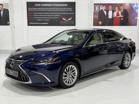 Lexus Es 300H TAKUMI 1