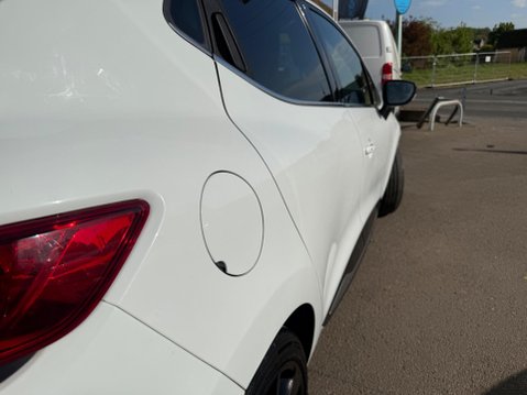 Renault Clio 1.5 dCi Dynamique S MediaNav Euro 5 (s/s) 5dr 12