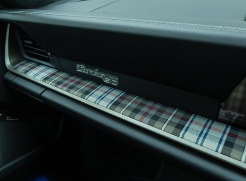 Porsche 911 Turbo 50 YEARS (992) 27