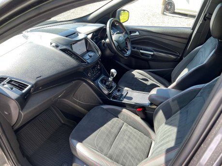 Ford Kuga 2.0 Kuga ST-Line TDCi 5dr 37