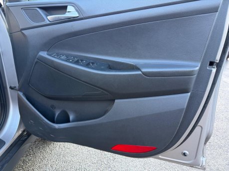 Hyundai TUCSON GDI SE BLUE DRIVE 18