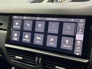 Porsche Cayenne 3.0 V6 E-Hybrid 14.1kWh Coupe 5dr Petrol Plug-in Hybrid TiptronicS 4WD Euro 56